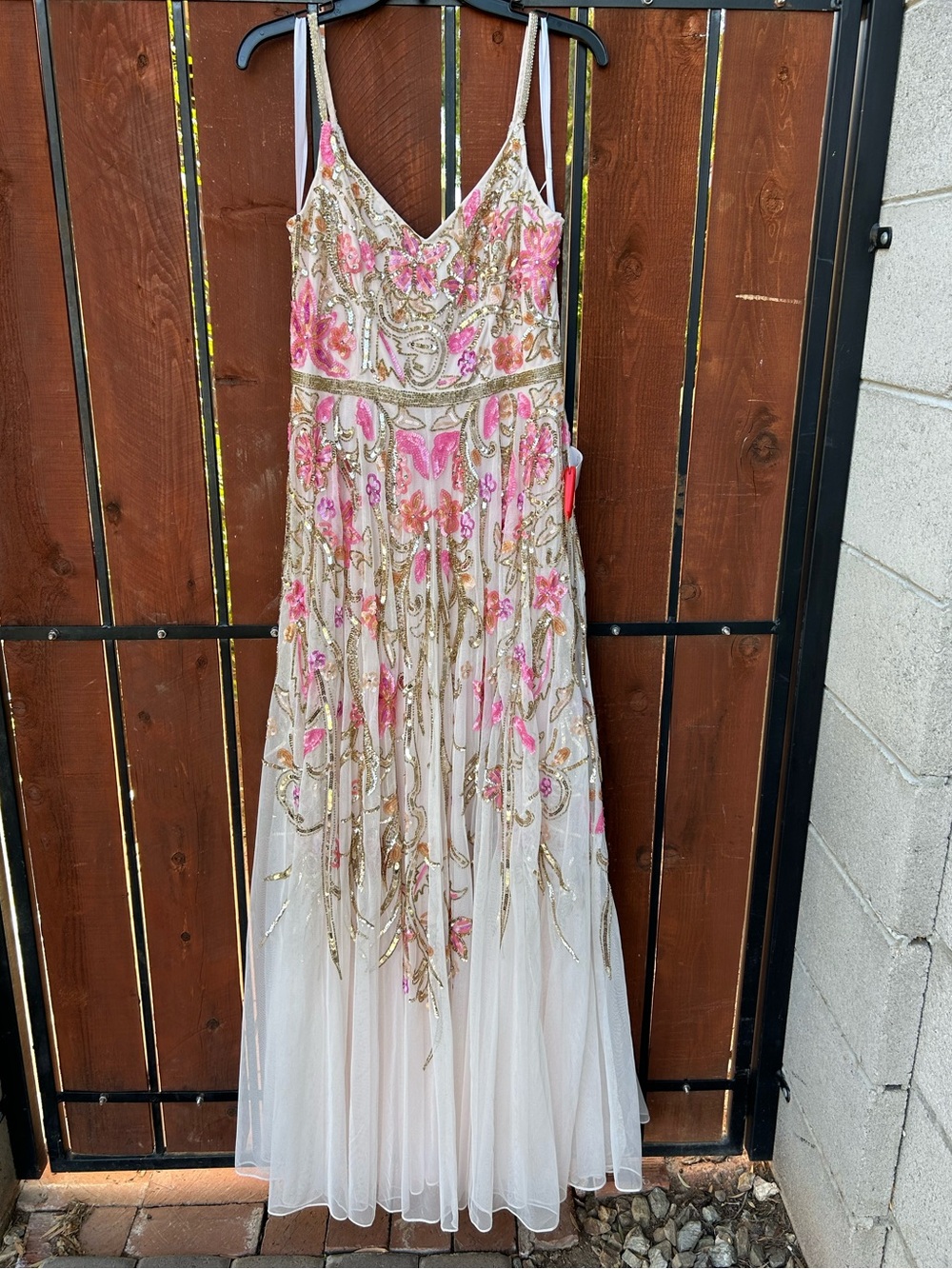 Mac Duggal 5671 V-Neck Floral Embellished Spaghetti Strap Gown NWT 10 - Picture 2 of 10